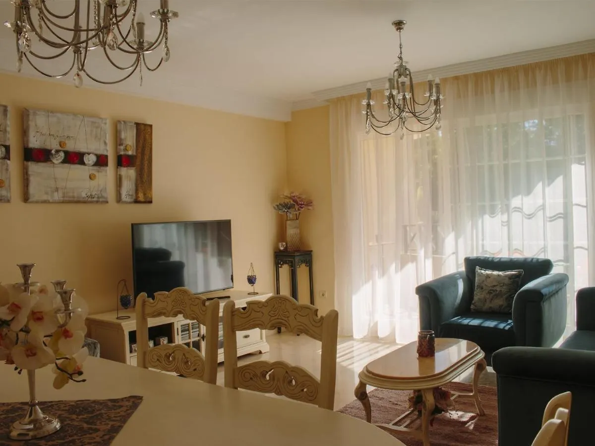 Elviria Beach Luxury Apartment Marbella