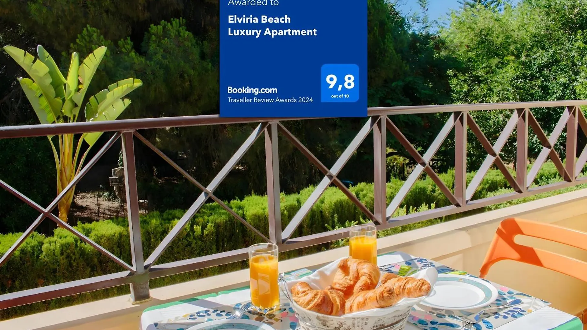 Elviria Beach Luxury Apartment location